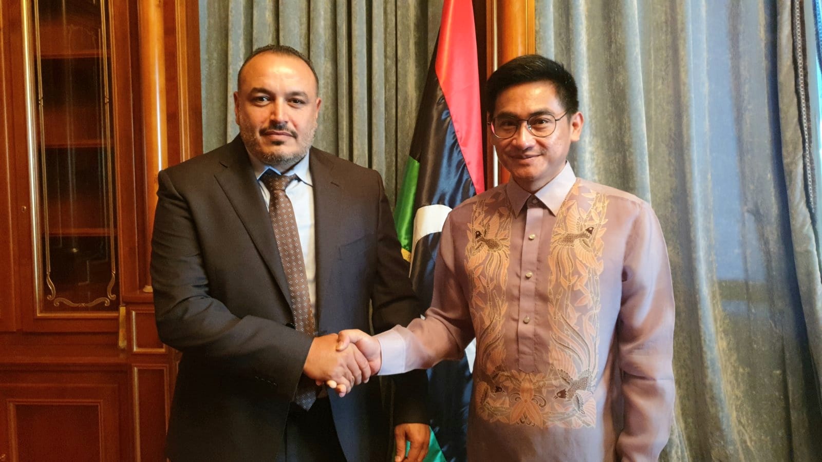 PHL Embassy calls on the Office of the Adviser to the President